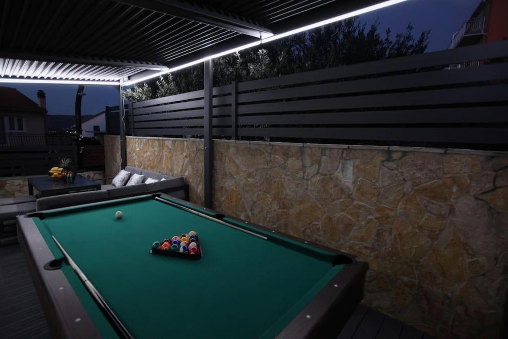 Luxury Villa Lana Apt, Seaview Terrace, Large Outdoor Space, Bbq Trogir Exterior foto