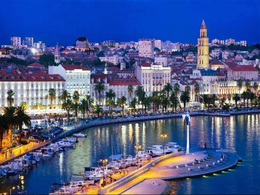 Luxury Villa Lana Apt, Seaview Terrace, Large Outdoor Space, Bbq Trogir Exterior foto